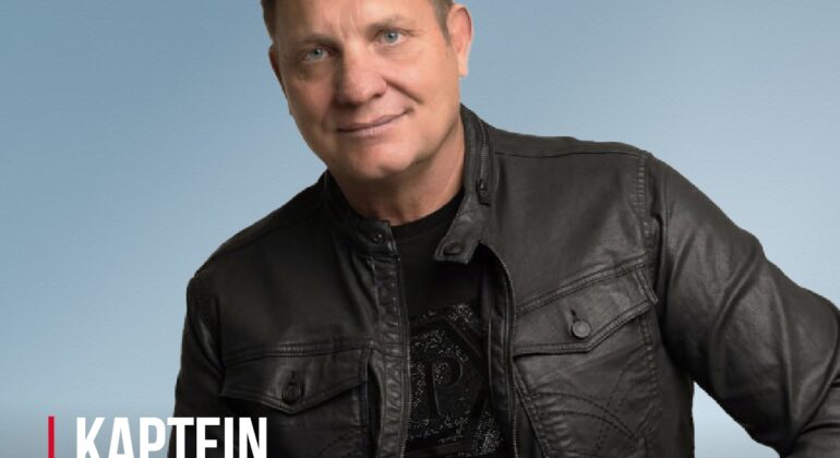 Kurt Darren Hot Fm